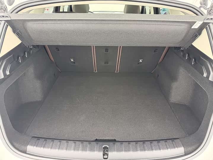 BMW X1 2023 s Drive 20 Li X — фото 12