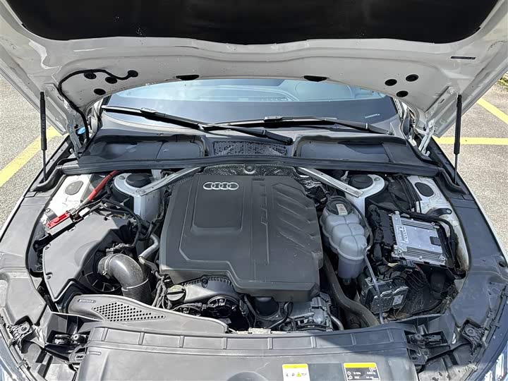 Audi A4L 2024 40 TFSI — фото 9
