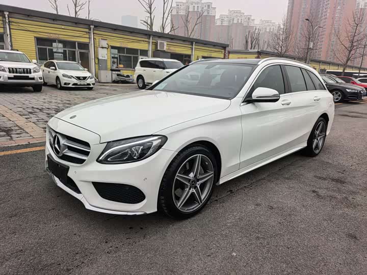 Mercedes-Benz C-Class — фото 1