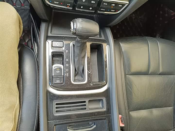 Trumpchi GS7 2017 280 T 2 WDLuxury — фото 14