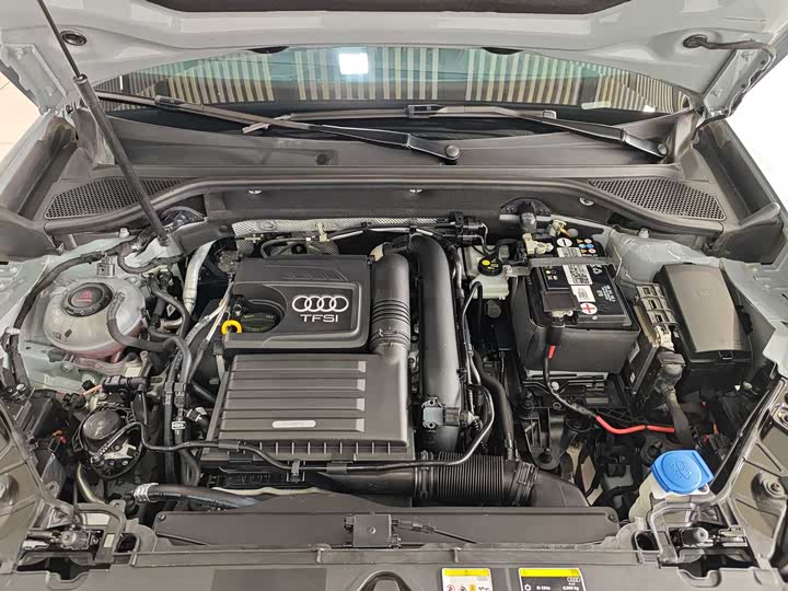 Audi Q2L 2021 35 TFSI — фото 12
