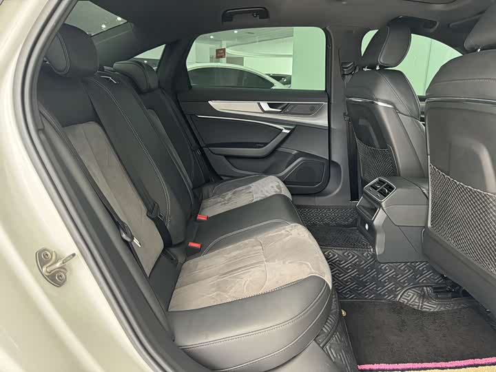 Audi A6L 2020 40 TFSI — фото 10