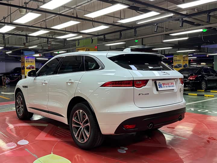 Jaguar F-PACE 2016 2.0 T 2 WDR-Sport — фото 7