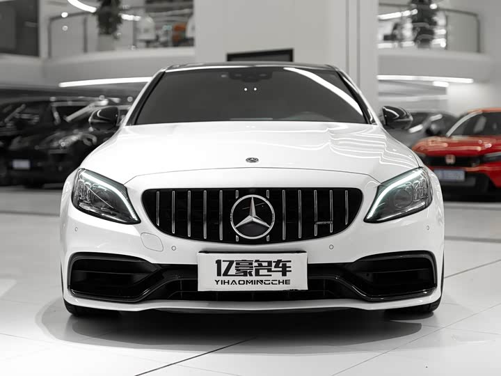 Mercedes-Benz C-Class 2019 AMG C 63 — фото 1