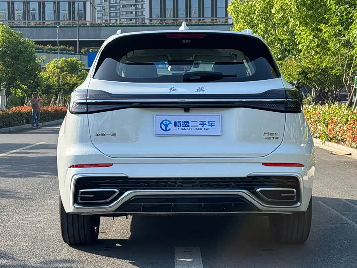 Hongqi HS5 2023 2.0 T Pro — фото 4