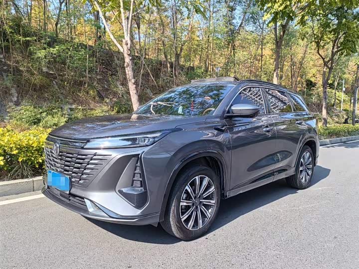 Changan CS75 PLUS 2023 1.5 T ATPremium — фото 1