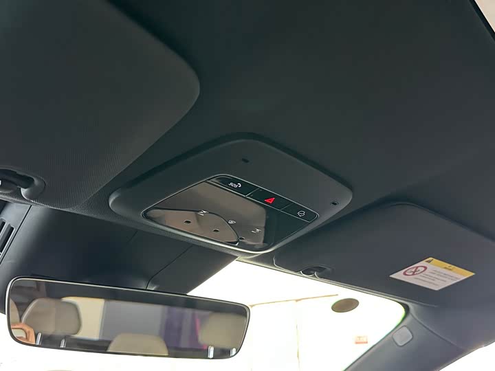 Volvo XC70 Hybrid 2026 4 WD Core — фото 9