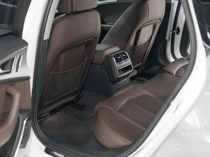 Audi A6 2018 3.0 T allroad quattro — фото 24