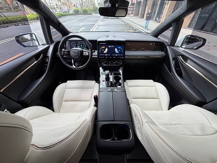 Trumpchi M8 2023 400 T — фото 13