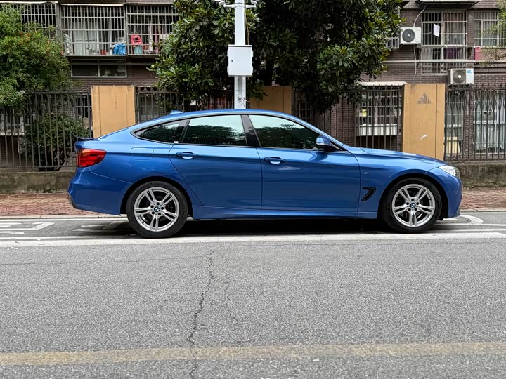 BMW 3-Series GT 2016 328i — фото 4