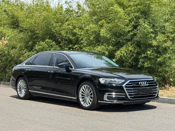 Audi A8 2019 Plus A 8 L 50 TFSI quattro Comfort — фото 3