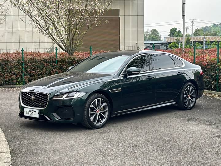 Jaguar XFL 2023 XFL 2.0 T P 250 2 WD — фото 2