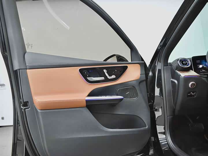 Mercedes-Benz GLC 2025 GLC 300 L 4 MATIC 5 — фото 25