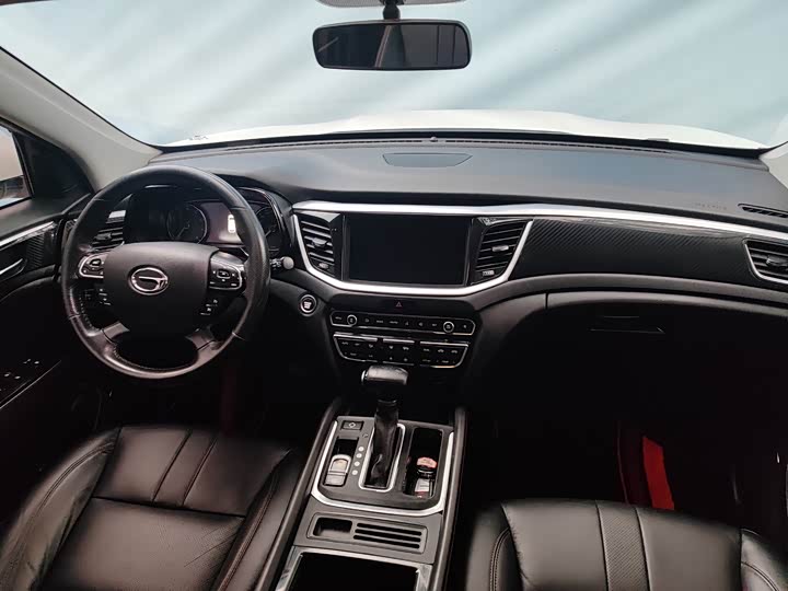 Trumpchi GS7 2017 280 T 2 WDLuxury — фото 14