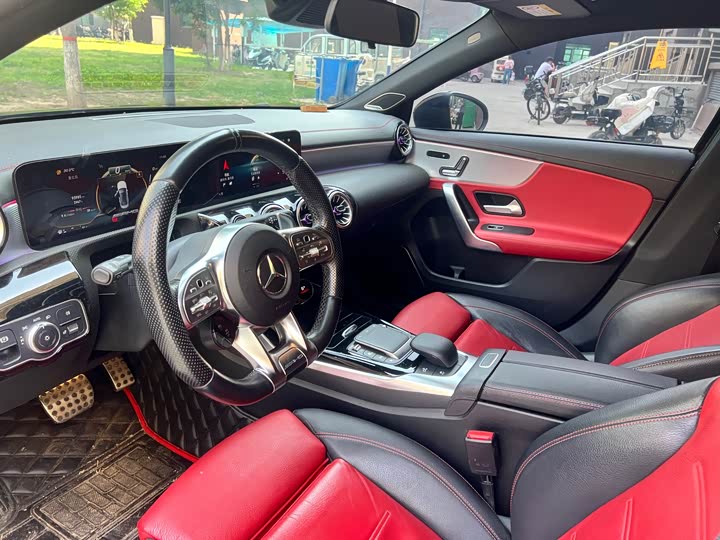Mercedes-Benz A-Class AMG 2021 AMG A 35 L 4 MATIC — фото 9