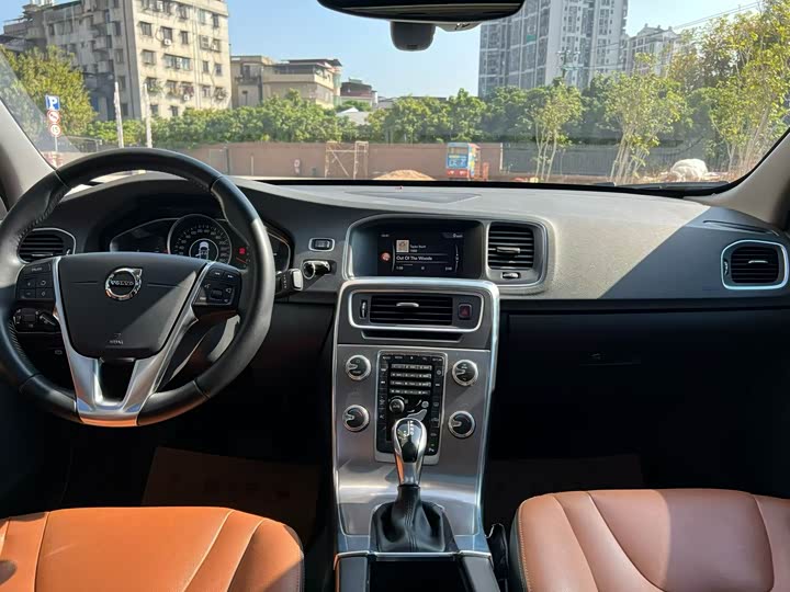 Volvo S60 2018 S 60 L T 3 — фото 5