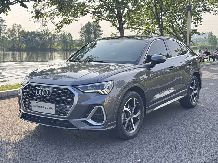 Audi Q3 Sportback 2020 40 TFSI — фото 1