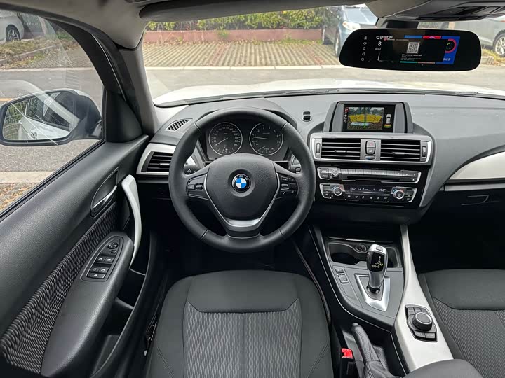 BMW 1-Series 2016 120i — фото 12