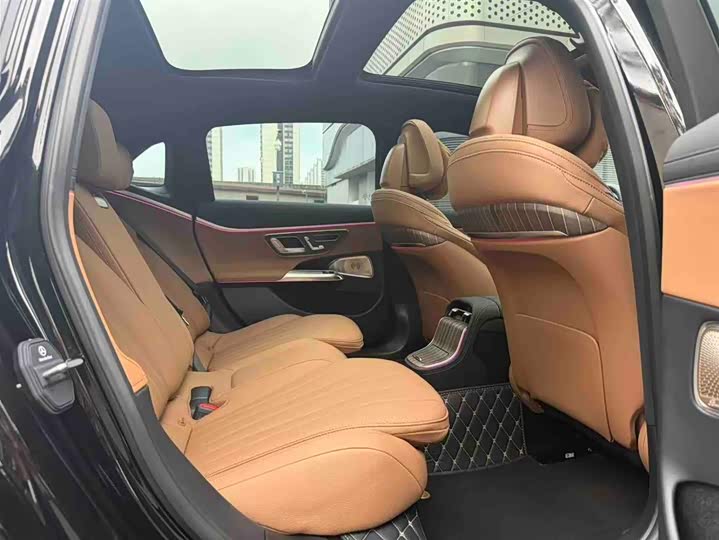 Mercedes-Benz E-Class 2025 E 300 L Luxury — фото 13
