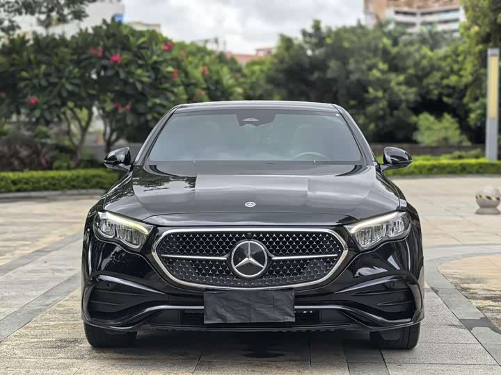 Mercedes-Benz E-Class E 260 спорт — фото 2