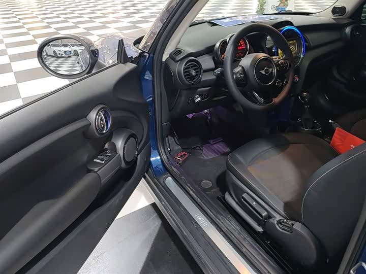 MINI Hatch — фото 16