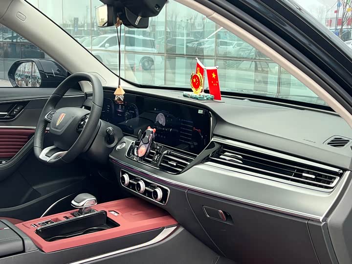 Hongqi HS5 2023 2.0 T Pro — фото 9