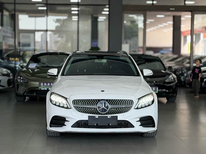 Mercedes-Benz C-Class 2019 C 260 — фото 2