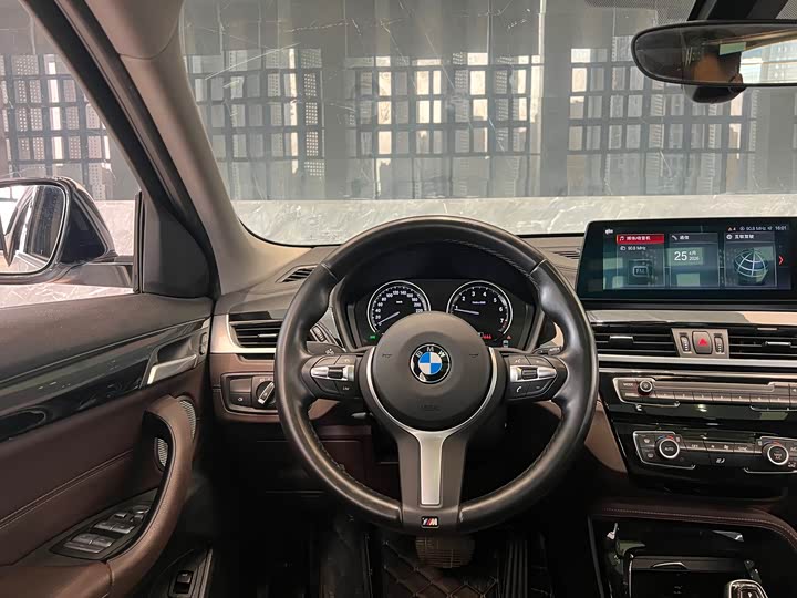 BMW X2 2021 s Drive 25i M — фото 12