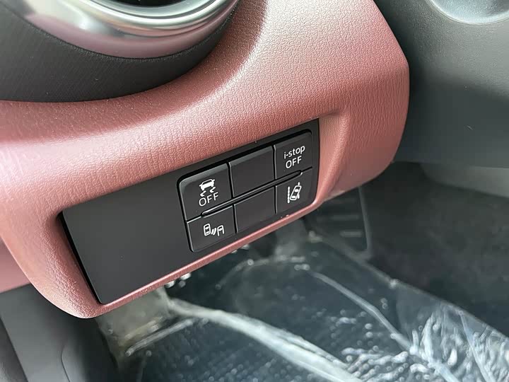 Mazda MX-5 2018 2.0 L RF — фото 10