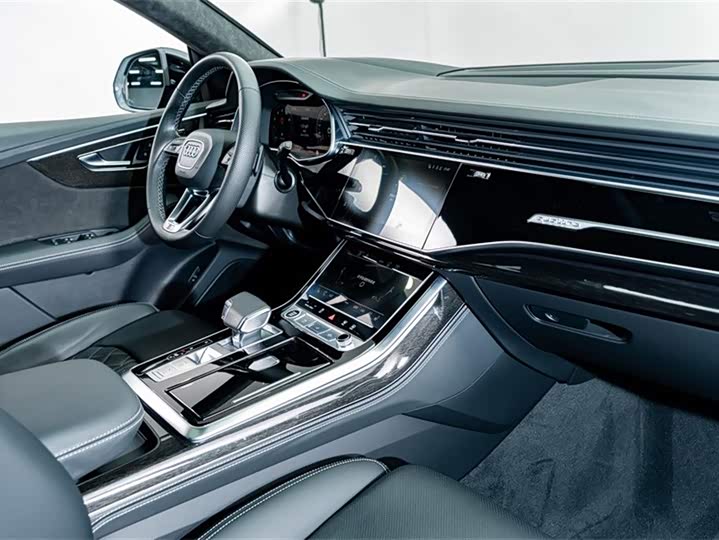 Audi Q8 2022 55 TFSI — фото 19