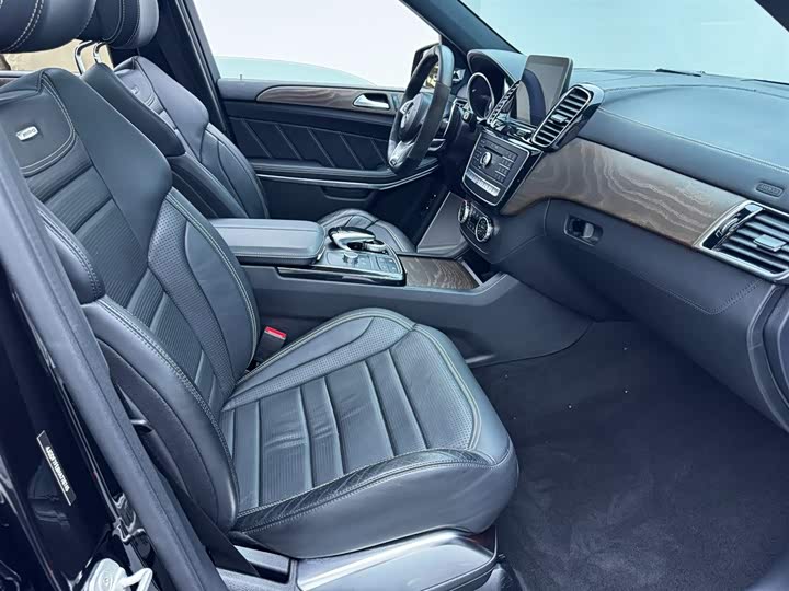 Mercedes-Benz GLS 2017 AMG GLS 63 4 MATIC — фото 21