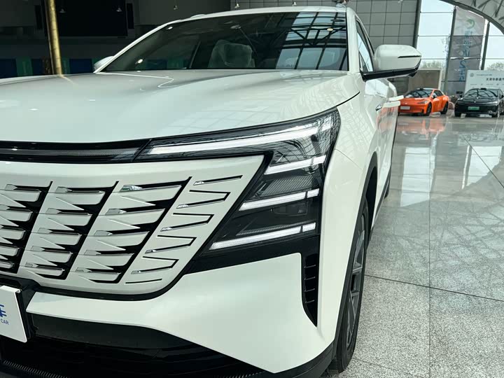 Changan CS75 PLUS 2025 1.5 T — фото 15