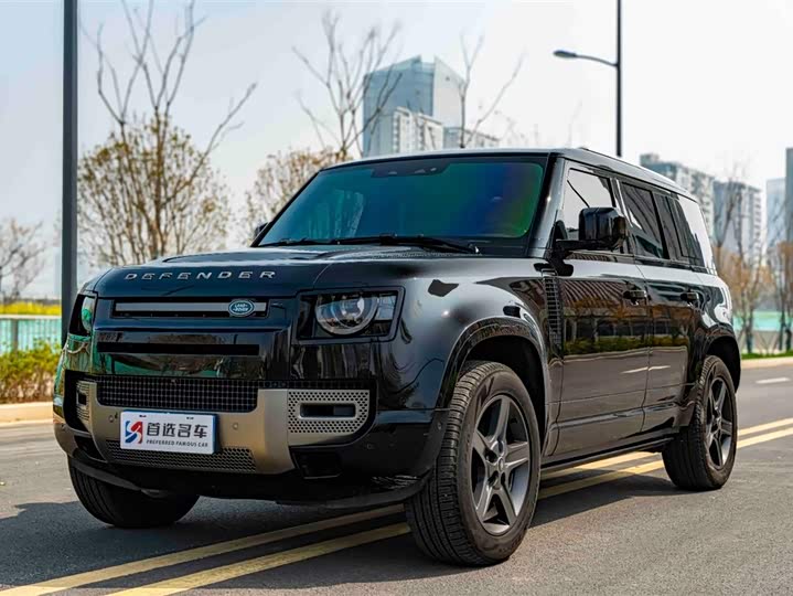 Land Rover Defender — фото 1