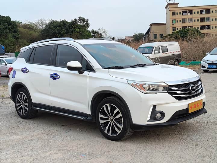Trumpchi GS4 2017 235 T G-DCT 2 WD — фото 3