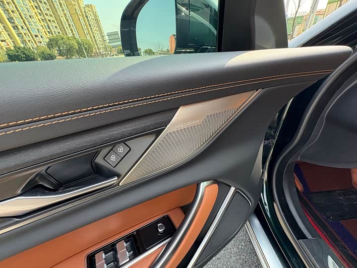 Jaguar XFL 2023 XFL 2.0 T P 250 2 WD — фото 10