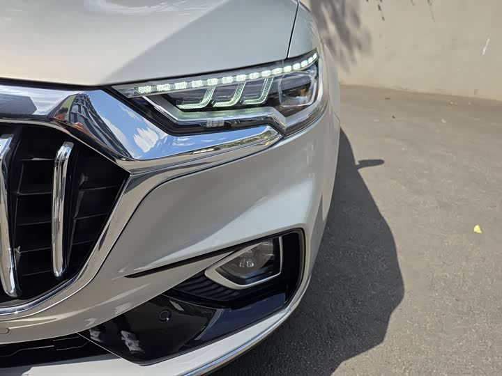 Hongqi HS5 2019 2.0 T 4 WD — фото 12