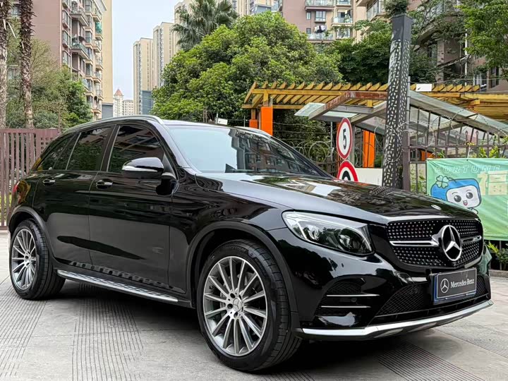 Mercedes-Benz GLC 2017 AMG GLC 43 4 MATIC — фото 2