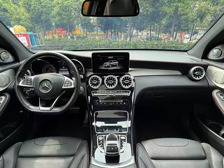Mercedes-Benz GLC 2017 AMG GLC 43 4 MATIC — фото 21