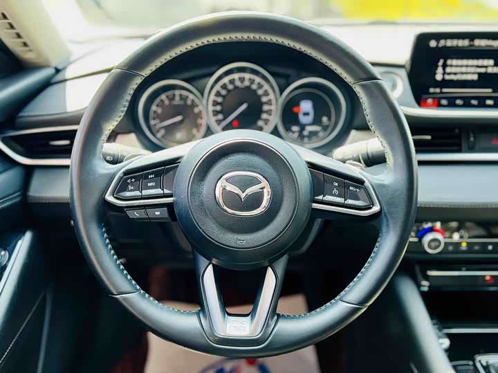 Mazda Atenza — фото 12