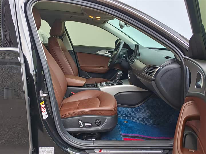 Audi A6L 2018 30 35 TFSI — фото 10