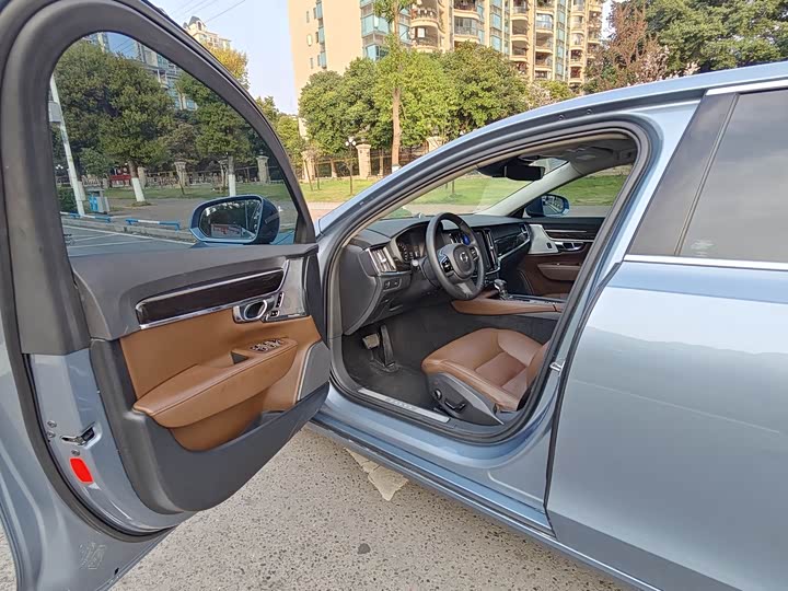 Volvo S90 2018 T 4 — фото 13