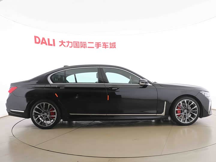 BMW 7-Series 2018 730 Li Leading M — фото 4