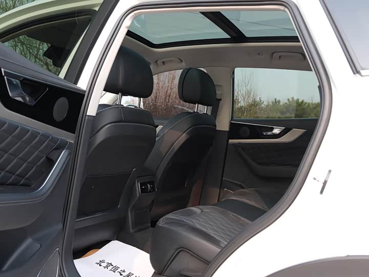 Hongqi HS5 2019 2.0 T 4 WD — фото 8