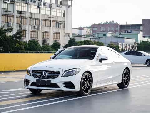 Mercedes-Benz C-Class 2019 C 300 — фото 11