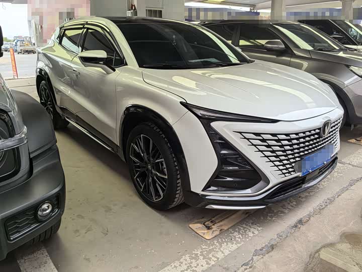 Changan UNI-T 2023 1.5 T Premium — фото 3