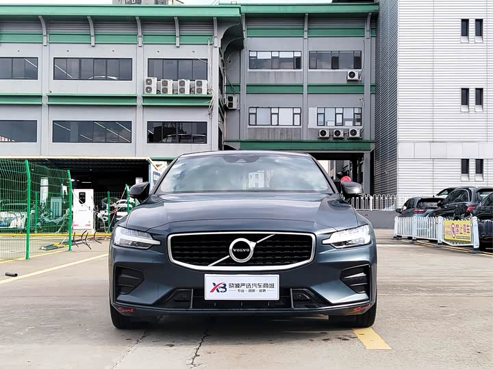 Volvo S60 2020 T 4 — фото 2