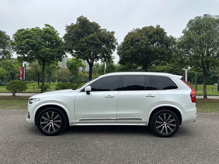 Volvo XC90 2020 T 6 7 — фото 11