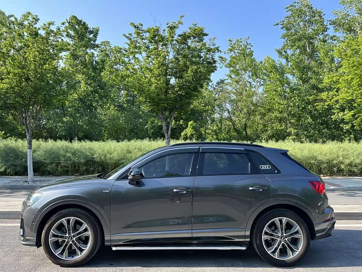 Audi Q3 2023 35 TFSI (1.4 T) — фото 3