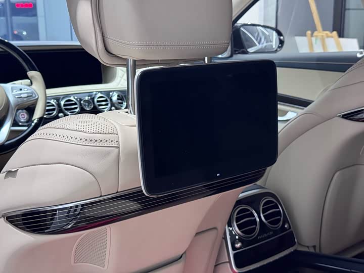 Maybach S-Class 2019 S 680 — фото 21