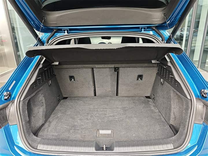 Audi A3 2022 Sportback 35 TFSI Sport — фото 9